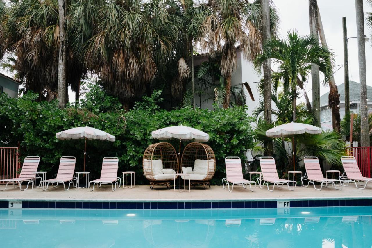 Miami River Inn By Renzzi מראה חיצוני תמונה
