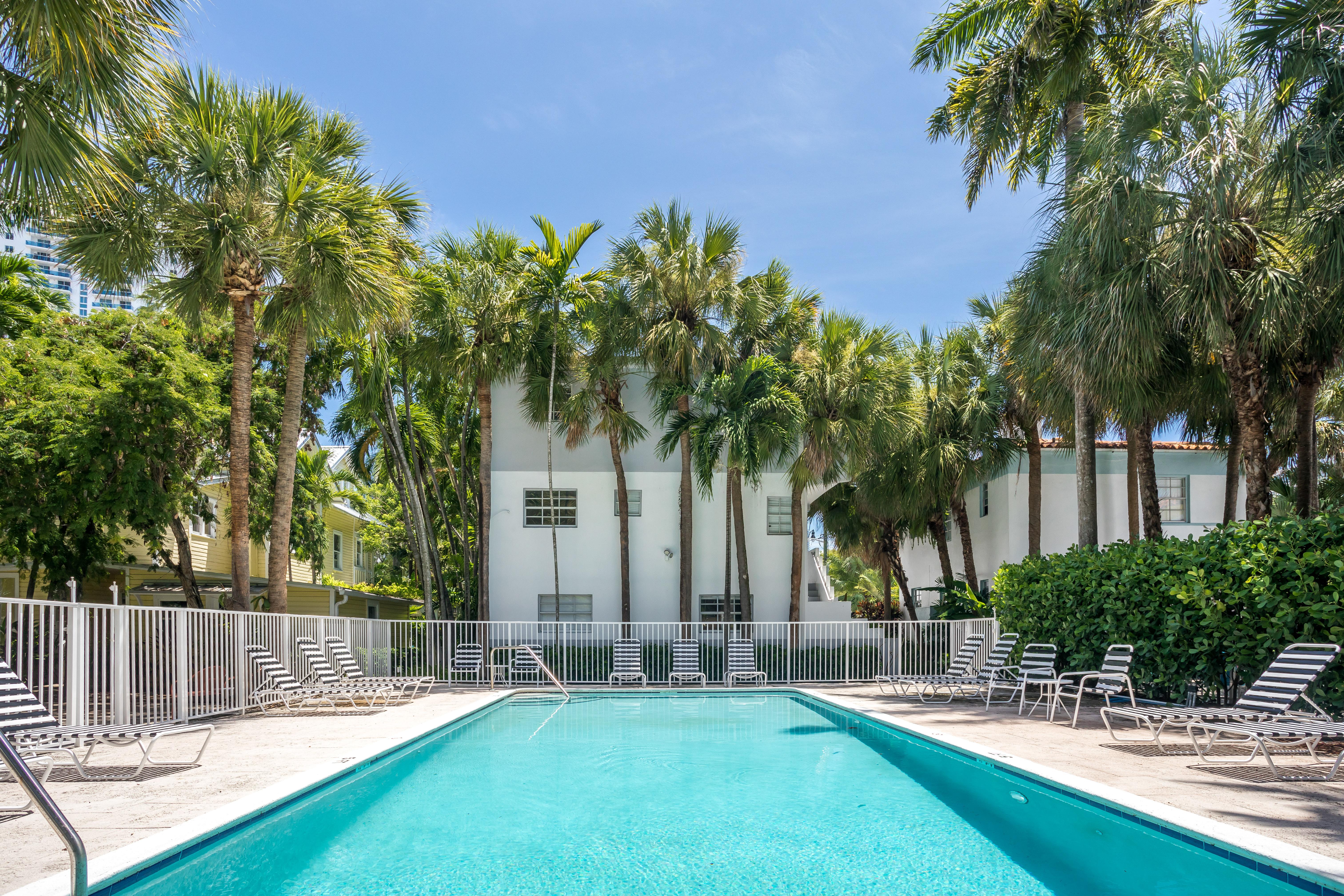 Miami River Inn By Renzzi מראה חיצוני תמונה