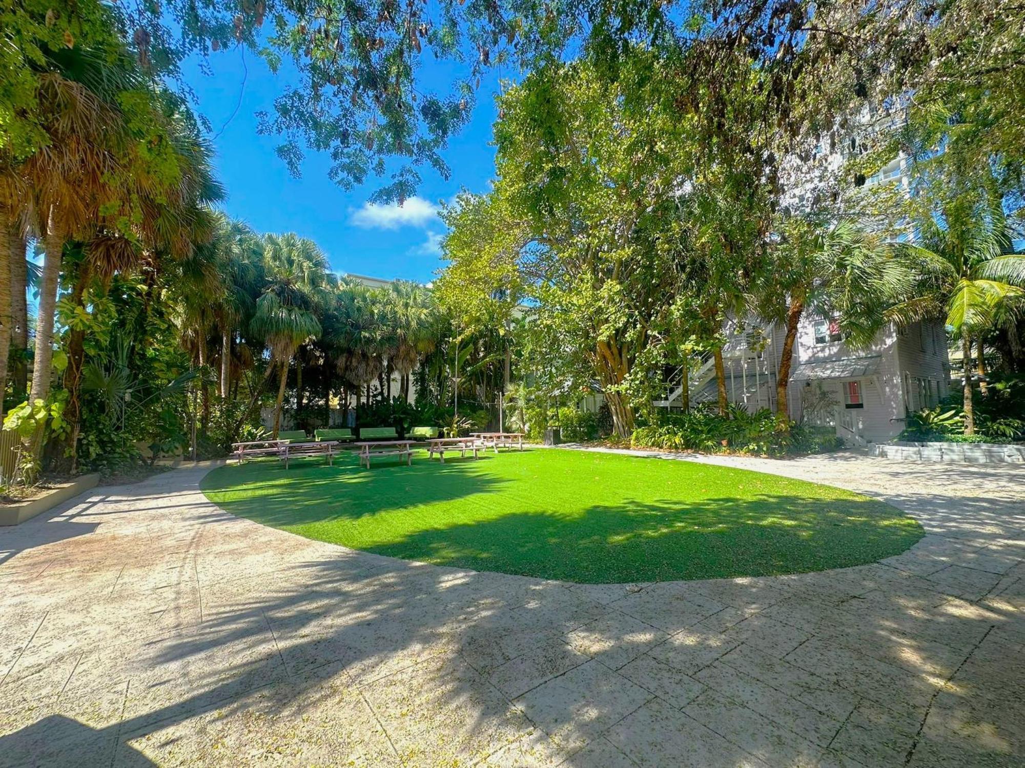 Miami River Inn By Renzzi מראה חיצוני תמונה